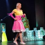 Ekonomka hutnictví Míša Růžičková napsala přes 170 písniček pro děti. V neděli je rozpohybovala v Milevsku