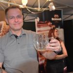 Na Pivních slavnostech v Táboře se hlasuje. Nejlepší tácek má Pivovar Obora, nejlepší sklo Bernard. Kdo vyhraje soutěž o nejlepší pivo?