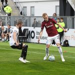 Dynamo se kouslo samo. Sparta vyhrála vyrovnaný duel po chybě Janáčka