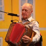 K hospodě patří harmonika, říká 91letý Vladimír Bláha. Na setkání harmonikářů nechyběl ani letos