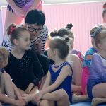 Gymnastky Sokola předvedly sestavy rodičům a kamarádům