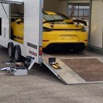Muž z Táborska s komplicem ukradl v Bavorsku luxusní sportovní auto. Pro oba si došla zásahovka