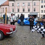 Na soutěž historických aut 0 106 Jihočeským krajem dorazilo 41 posádek