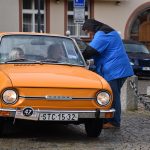 Na soutěž historických aut 0 106 Jihočeským krajem dorazilo 41 posádek