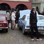 Na soutěž historických aut 0 106 Jihočeským krajem dorazilo 41 posádek