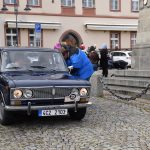 Na soutěž historických aut 0 106 Jihočeským krajem dorazilo 41 posádek