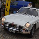 Na soutěž historických aut 0 106 Jihočeským krajem dorazilo 41 posádek