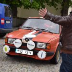 Na soutěž historických aut 0 106 Jihočeským krajem dorazilo 41 posádek