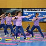 Zaplněná sportovní hala v Milevsku sledovala ukázky sletových skladeb. Sokolská akademie i letos nadchla publikum