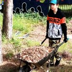Budějovický letňák máme rádi, tak jsme přišli pomoct s úklidem, shodli se brigádníci. Odměnou je deset volných vstupenek