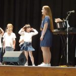 Děti na oslavě Dne matek v Plané nad Lužnicí potěšily své maminky, babičky a prababičky