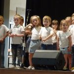 Děti na oslavě Dne matek v Plané nad Lužnicí potěšily své maminky, babičky a prababičky