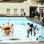 Pískoviště zavedlo veřejnost do jindy nepřístupného areálu venkovního bazénu