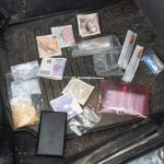 Rána pro táborské drogové podsvětí. Zásahovka si došla pro skupinu dealerů