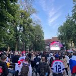 Písek zaspal. Přímý přenos boje o hokejové zlato začalo město řešit až pár hodin před utkáním