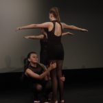 ZUŠ Sezimovo Ústí uvedla komponované představení Hrdinové. Bylo vyprodáno
