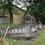 Ve Strakonicích začaly stavební úpravy pomníku padlým u kostela sv. Václava
