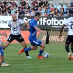 První barážové derby rozlouskl v nastavení Dynamák Matouš Nikl. Odveta v neděli v Táboře