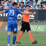 První barážové derby rozlouskl v nastavení Dynamák Matouš Nikl. Odveta v neděli v Táboře
