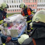 Hasiči cvičili zásah na neonatologii v českobudějovické nemocnici