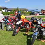 Retrovíkend ve Slapech přivítal v sobotu nízké kubatury a v neděli veterány všeho druhu