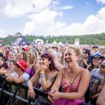 Hudební festival Hrady CZ startuje na Točníku exkluzivně s Lucií, Danielem Landou a Chinaski a oznamuje kompletní line-up