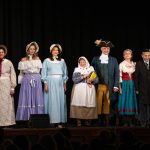 Divadelní festival Loučovický papírek nabízí každou neděli pohádku. Zahájilo Národní divadlo ze Čkyně