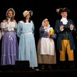 Divadelní festival Loučovický papírek nabízí každou neděli pohádku. Zahájilo Národní divadlo ze Čkyně
