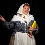 Divadelní festival Loučovický papírek nabízí každou neděli pohádku. Zahájilo Národní divadlo ze Čkyně