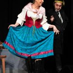 Divadelní festival Loučovický papírek nabízí každou neděli pohádku. Zahájilo Národní divadlo ze Čkyně
