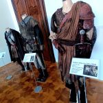 Kostýmy Jana Žižky i jeho kumánského protivníka nabízí fandům Jáklova filmu výstava v Borovanech