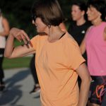 Zumba na koupališti je stále oblíbenější. Energická lekce s Vendulou Kořínkovou přilákala nadšence