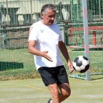 VIDEO: Pořadatelé nohejbalu v Drhovli si umí vybrat počasí