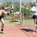 VIDEO: Pořadatelé nohejbalu v Drhovli si umí vybrat počasí