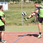 VIDEO: Pořadatelé nohejbalu v Drhovli si umí vybrat počasí