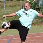VIDEO: Pořadatelé nohejbalu v Drhovli si umí vybrat počasí