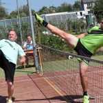 VIDEO: Pořadatelé nohejbalu v Drhovli si umí vybrat počasí