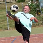 VIDEO: Pořadatelé nohejbalu v Drhovli si umí vybrat počasí