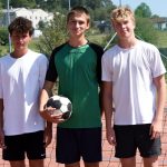 VIDEO: Pořadatelé nohejbalu v Drhovli si umí vybrat počasí