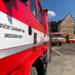 Na Staňkově u Sepekova hořela pila, jednu z budov zcela pohltily plameny