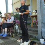 Policisté pobavili seniory v Sousedovicích. Přijeli za nimi historickou Volhou