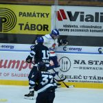 VIDEO: Hokejisté Tábora udrželi třetí nulu v řadě! Kralupům nad Vltavou naložili bůra