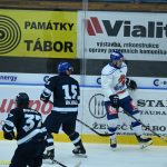 VIDEO: Hokejisté Tábora udrželi třetí nulu v řadě! Kralupům nad Vltavou naložili bůra