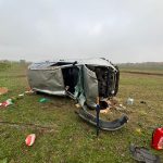 AKTUALIZOVÁNO: Při vážné nehodě na Táborsku vyletělo auto ze silnice. Řidička skončila v péči záchranářů