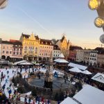 Budějovické náměstí se už za necelý týden promění v adventní městečko