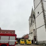 VIDEO: V Děkanském kostela v Písku zasahovali hasiči a záchranáři
