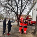 VIDEO: V Děkanském kostela v Písku zasahovali hasiči a záchranáři