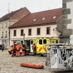VIDEO: V Děkanském kostela v Písku zasahovali hasiči a záchranáři