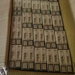 Muž jel pro autodíly z Polska do Rakouska, kamarádovi vezl desítky neznačených kartonů cigaret