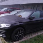 Skupina mužů obrala stát o více než 121 milionů korun. K penězům jim dopomohly taxíky